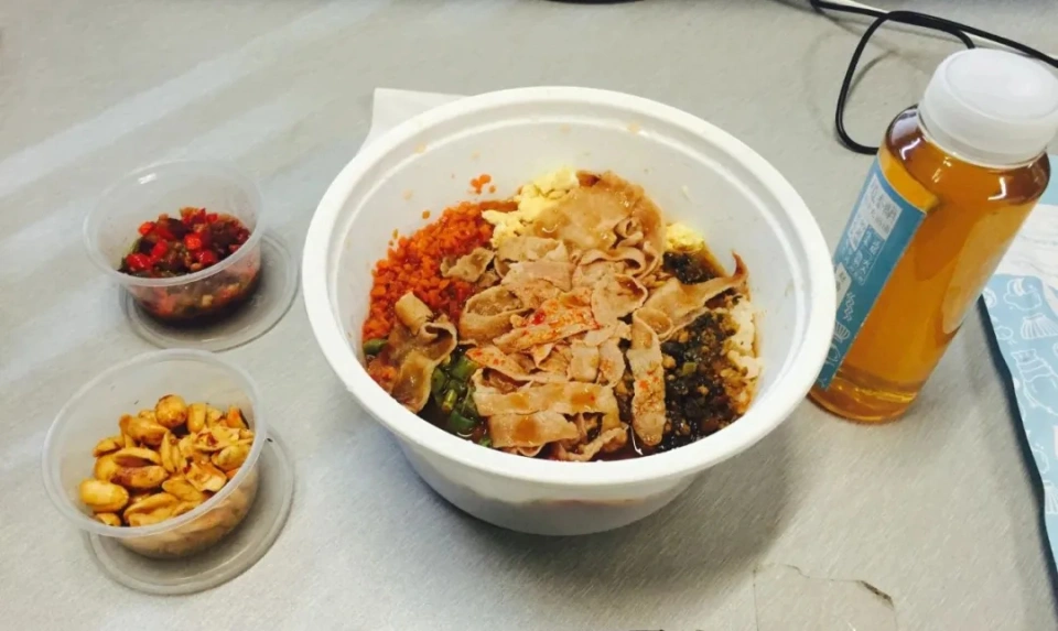 Chuột uống nước này mỗi ngày, tim tổn thương và viêm nhiễm cả cơ thể! Hóa ra chúng ta cũng uống thứ đó mỗi ngày- Ảnh 3.