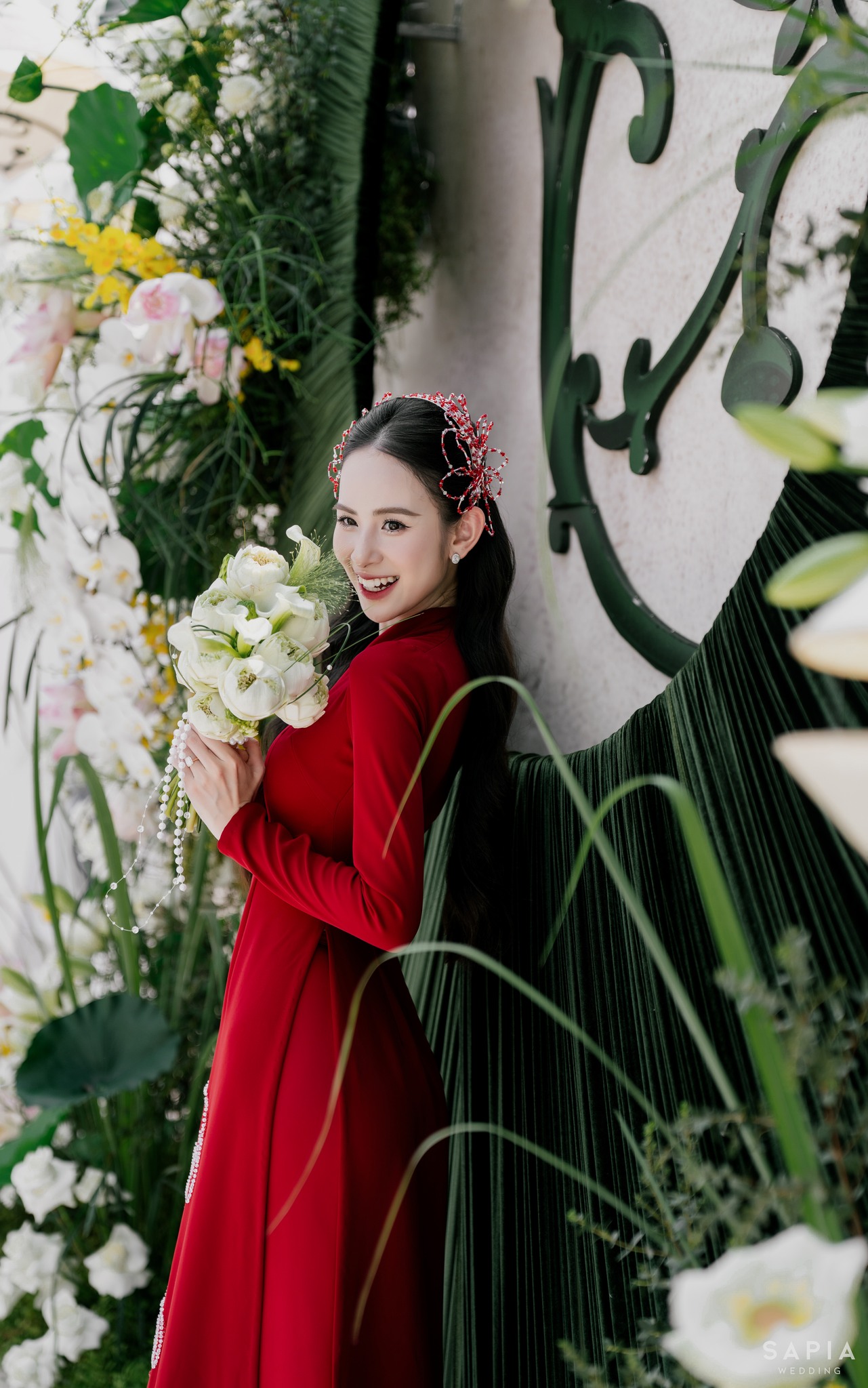 Trọn vẹn đám hỏi của Hương Liên và thiếu gia điển trai: Từng chi tiết đều hướng về cô dâu- Ảnh 15. Trọn vẹn đám hỏi của Hương Liên và thiếu gia điển trai: Từng chi tiết đều hướng về cô dâu- Ảnh 15.