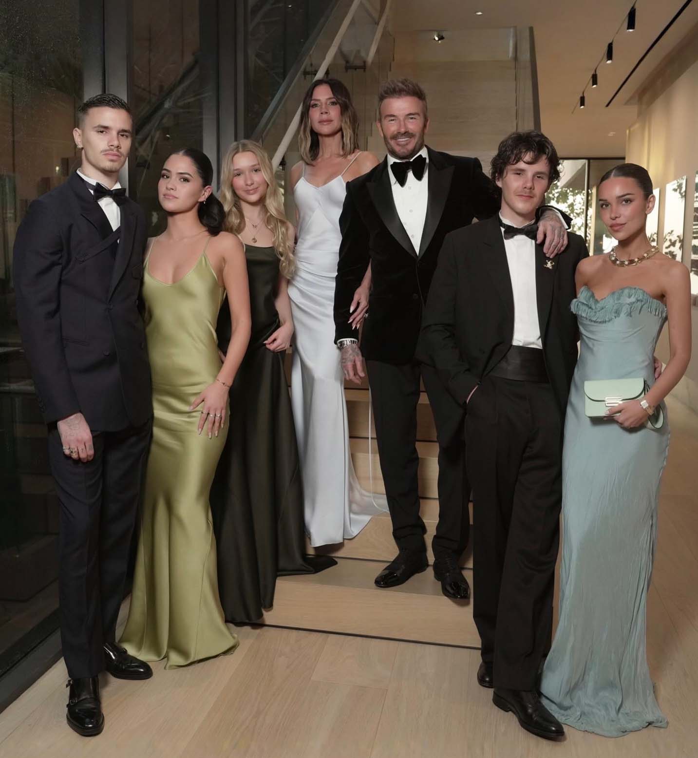 David Beckham nhận tin vui nhất cuộc đời giữa sóng gió gia đình- Ảnh 4. David Beckham nhận tin vui nhất cuộc đời giữa sóng gió gia đình- Ảnh 4.