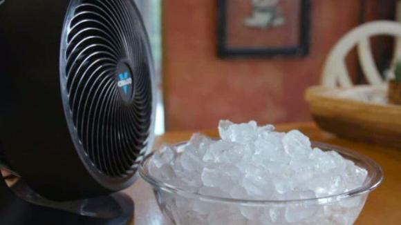 Đặt chậu nước, chậu đá trước quạt có làm mát nhà hơn không? Câu trả lời của chuyên gia gây bất ngờ- Ảnh 4.