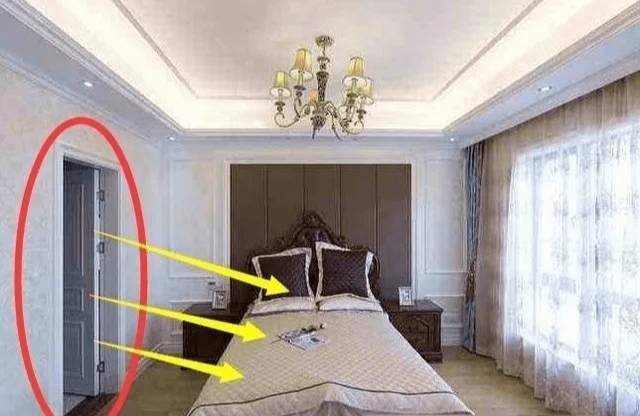 Phòng chật đến đâu giường ngủ cũng không được phạm 4 