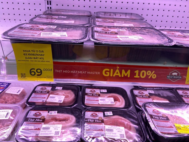 Thịt lợn của C.P Việt Nam đã “rút dần” khỏi kệ hàng siêu thị tại TP.HCM: Người tiêu dùng dè chừng ra sao?- Ảnh 8.