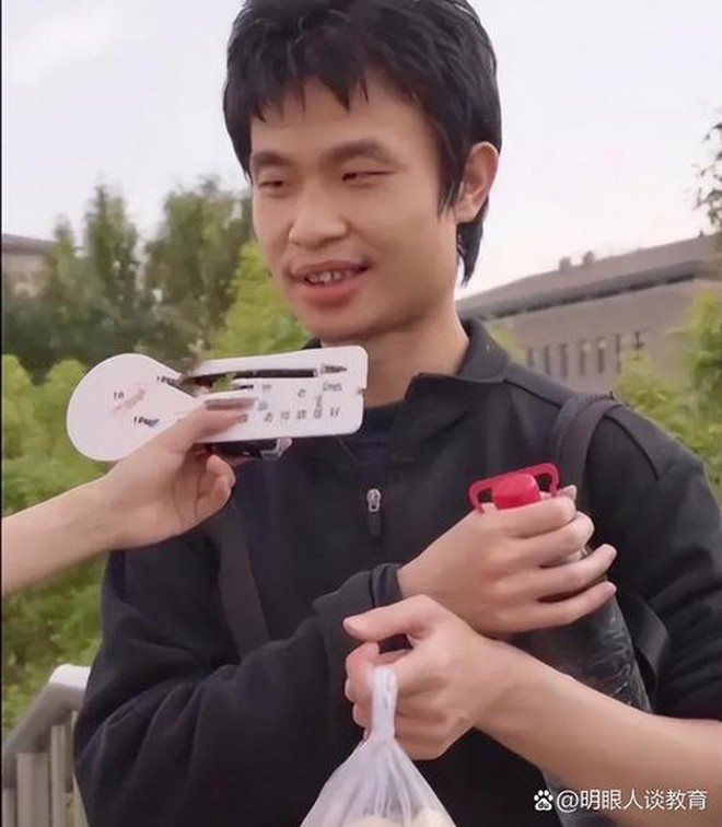 Một "đỉnh lưu" vừa mở tài khoản, đăng clip 4 giây đã hút 18 triệu follow: Ai đang khiến cả Trung Quốc phát cuồng?- Ảnh 4. Một "đỉnh lưu" vừa mở tài khoản, đăng clip 4 giây đã hút 18 triệu follow: Ai đang khiến cả Trung Quốc phát cuồng?- Ảnh 4.