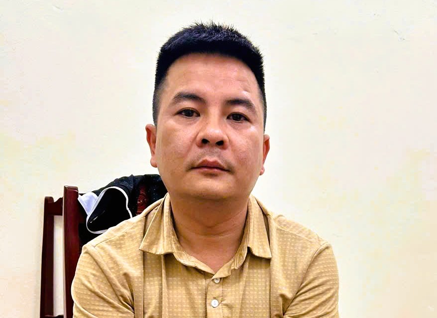 Công an Thanh Hóa bắt đối tượng truy nã đặc biệt nguy hiểm- Ảnh 1. Công an Thanh Hóa bắt đối tượng truy nã đặc biệt nguy hiểm- Ảnh 1.