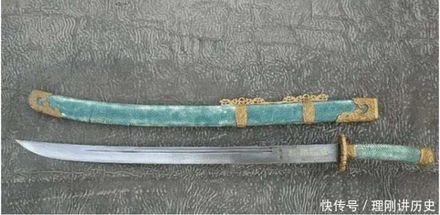 Nhất đẳng thị vệ nhà Thanh lợi hại thế nào: Chỉ cần một thanh gươm, giết người trong vòng 5 bước- Ảnh 5. Nhất đẳng thị vệ nhà Thanh lợi hại thế nào: Chỉ cần một thanh gươm, giết người trong vòng 5 bước- Ảnh 5.
