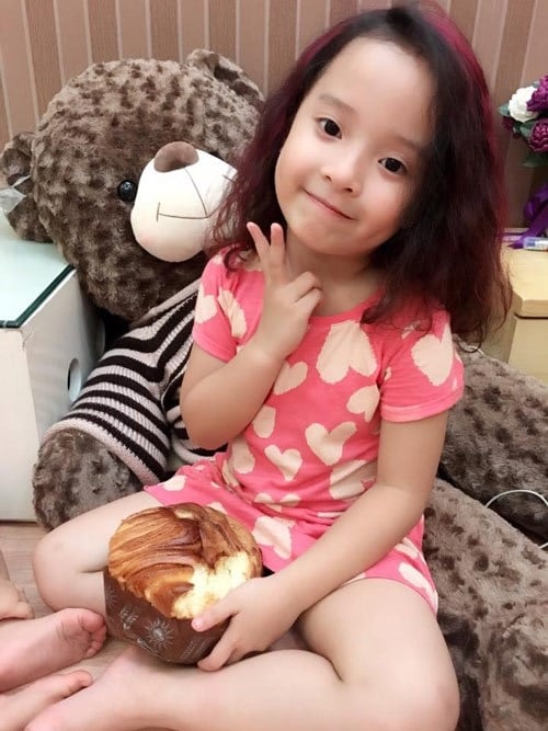 Những "công chúa mít ướt", bám bố không rời trong "Bố ơi, mình đi đâu thế?" nay thành thiếu nữ dịu dàng, được gọi là Hoa hậu nhí- Ảnh 71.
