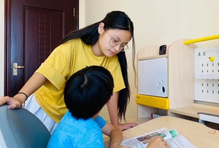 Những "công chúa mít ướt", bám bố không rời trong "Bố ơi, mình đi đâu thế?" nay thành thiếu nữ dịu dàng, được gọi là Hoa hậu nhí - Ảnh 55.
