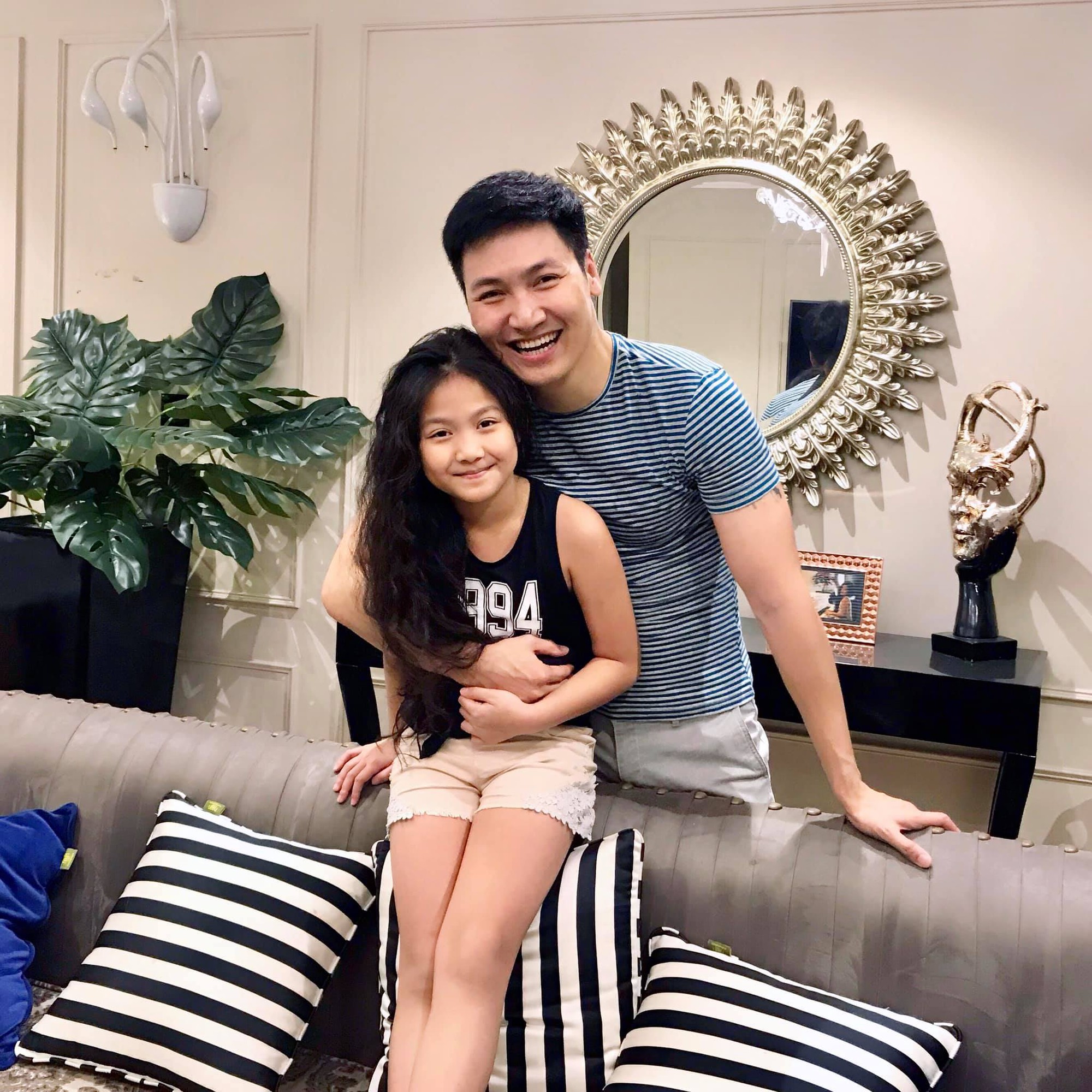 Những "công chúa mít ướt", bám bố không rời trong "Bố ơi, mình đi đâu thế?" nay thành thiếu nữ dịu dàng, được gọi là Hoa hậu nhí - Ảnh 33.