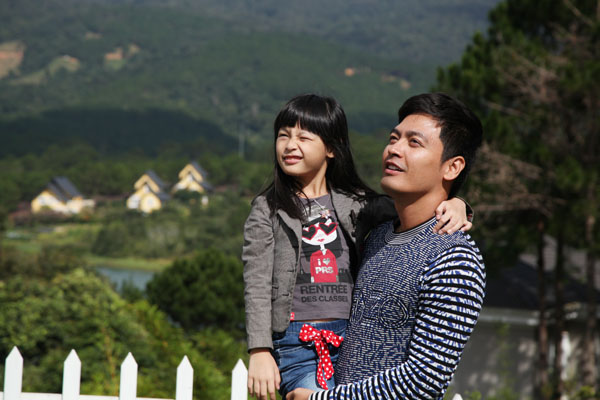 Những "công chúa mít ướt", bám bố không rời trong "Bố ơi, mình đi đâu thế?" nay thành thiếu nữ dịu dàng, được gọi là Hoa hậu nhí - Ảnh 46.