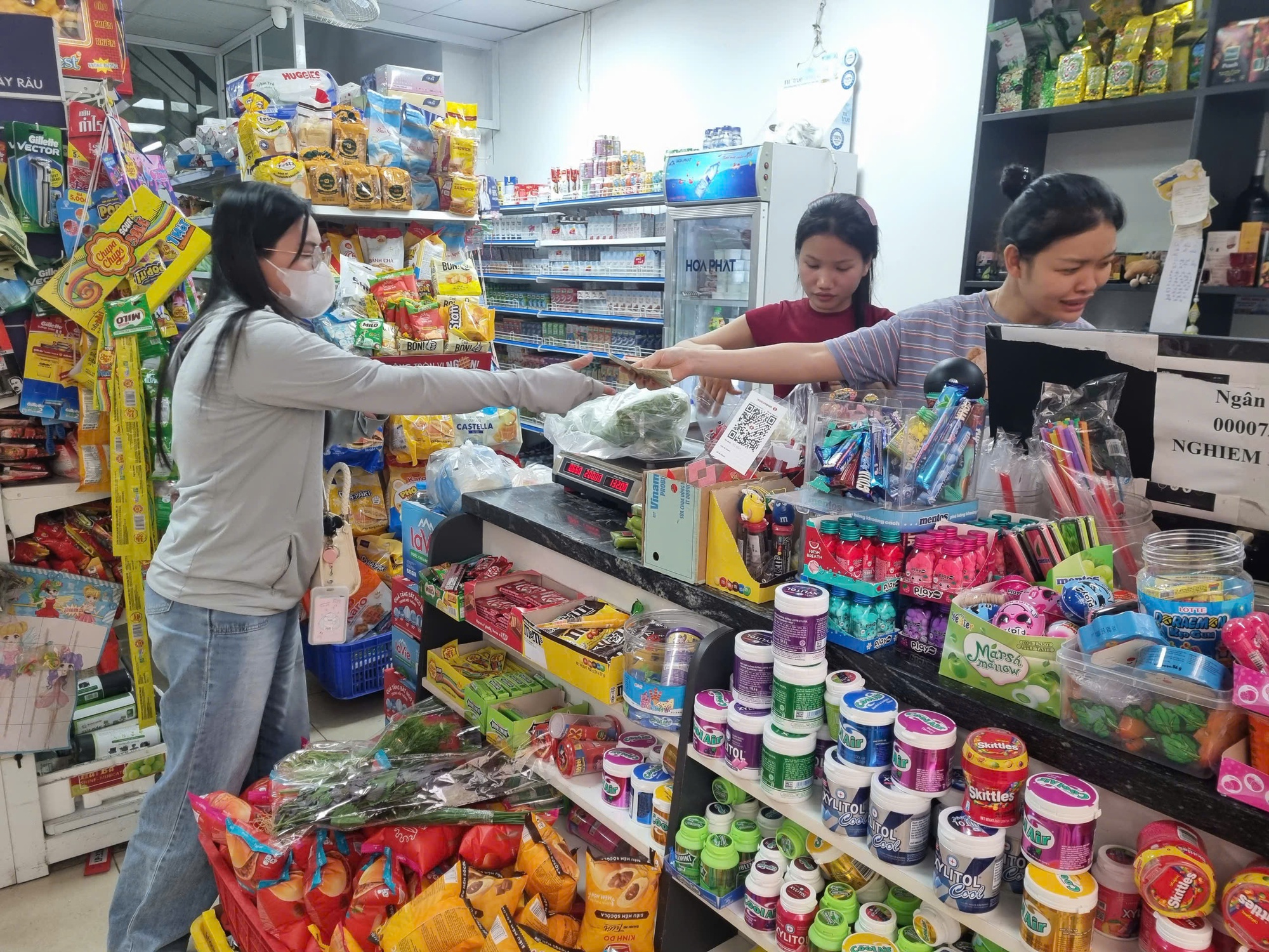 Đề xuất nâng ngưỡng doanh thu miễn thuế từ 200 triệu lên 400 triệu đồng/năm- Ảnh 1. Đề xuất nâng ngưỡng doanh thu miễn thuế từ 200 triệu lên 400 triệu đồng/năm- Ảnh 1.
