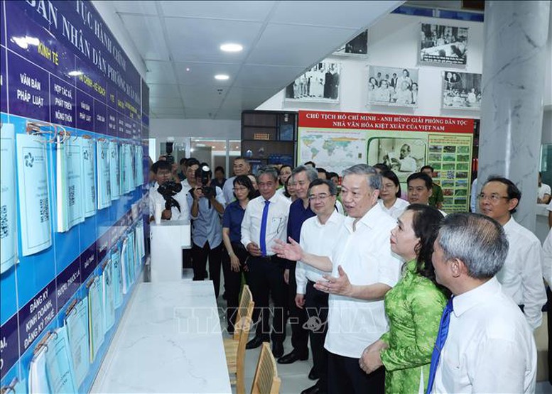 Thời khắc lịch sử: Hôm nay (1/7), chính quyền địa phương 2 cấp bắt đầu hoạt động- Ảnh 2. Thời khắc lịch sử: Hôm nay (1/7), chính quyền địa phương 2 cấp bắt đầu hoạt động- Ảnh 2.