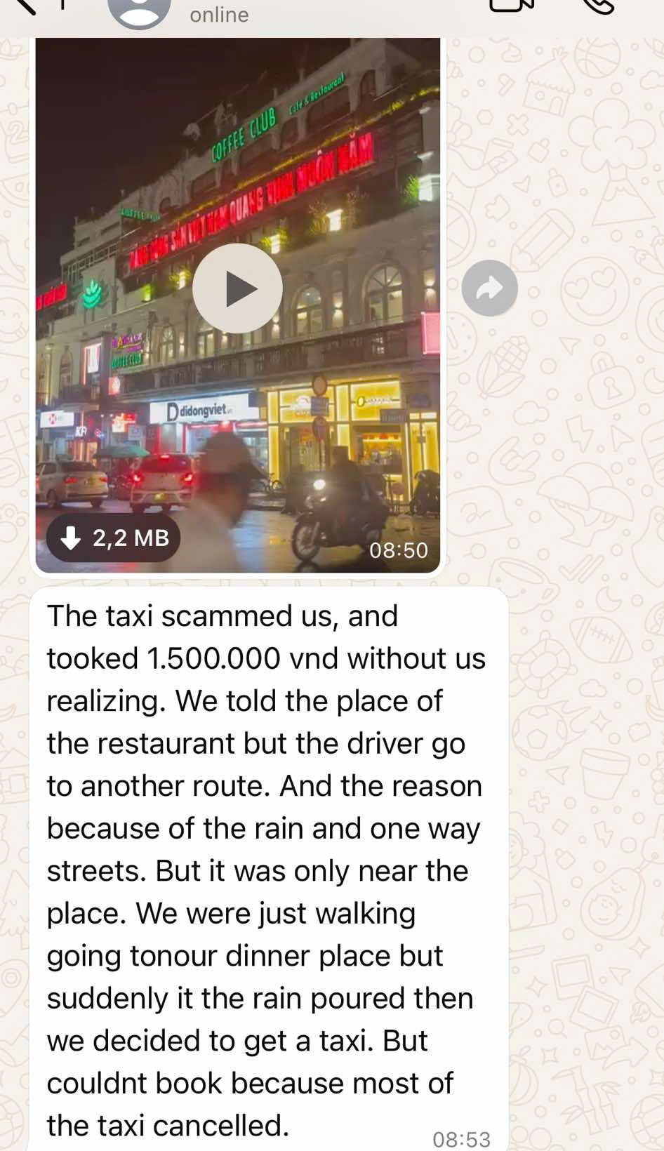 Đoàn du khách tố bị tài xế taxi chặt chém 1,5 triệu đồng cho đoạn đường chỉ vài trăm mét gần hồ Hoàn Kiếm