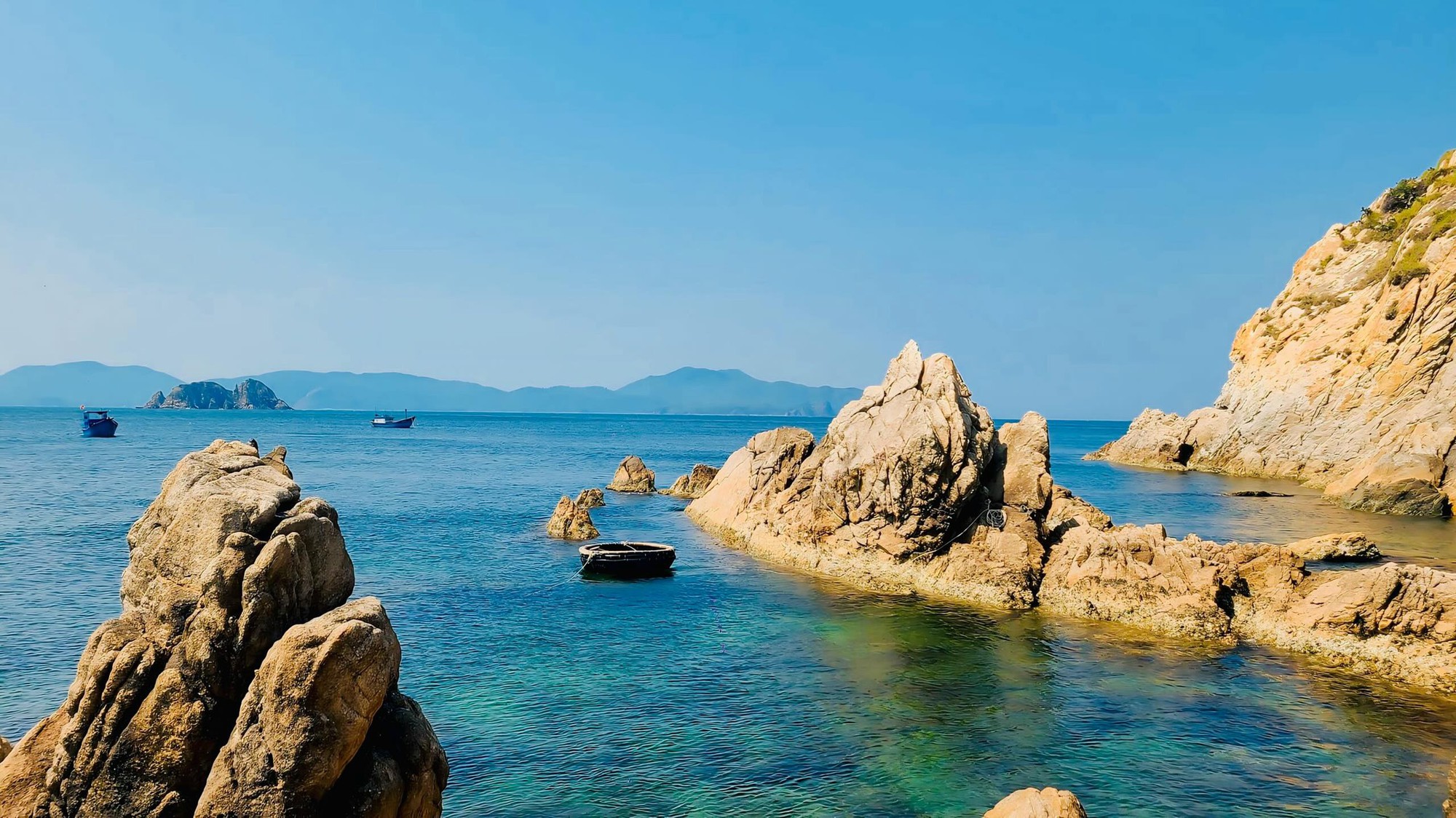 Đắk Lắk có một bãi biển không khác gì biển nước Ý khiến dân tình rần rần đòi “nghỉ hưu sớm”- Ảnh 9.