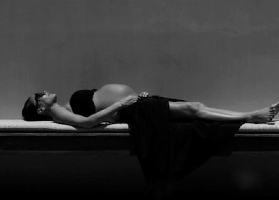 Victoria Beckham xả 19 khoảnh khắc siêu cưng của con út Harper mừng sinh nhật, cậu cả Brooklyn có động thái gì?- Ảnh 13.