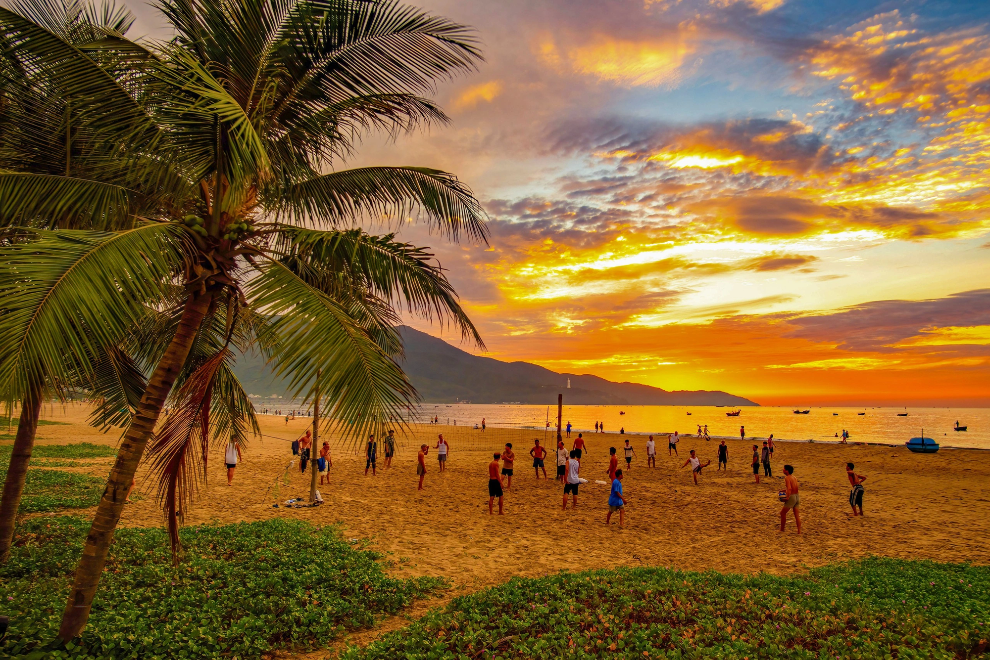 Không chỉ có biển xanh-cát trắng-nắng vàng, đến Đà Nẵng mà chưa ăn 3 món đặc sản này thì cần phải quay lại ngay thôi!- Ảnh 17.