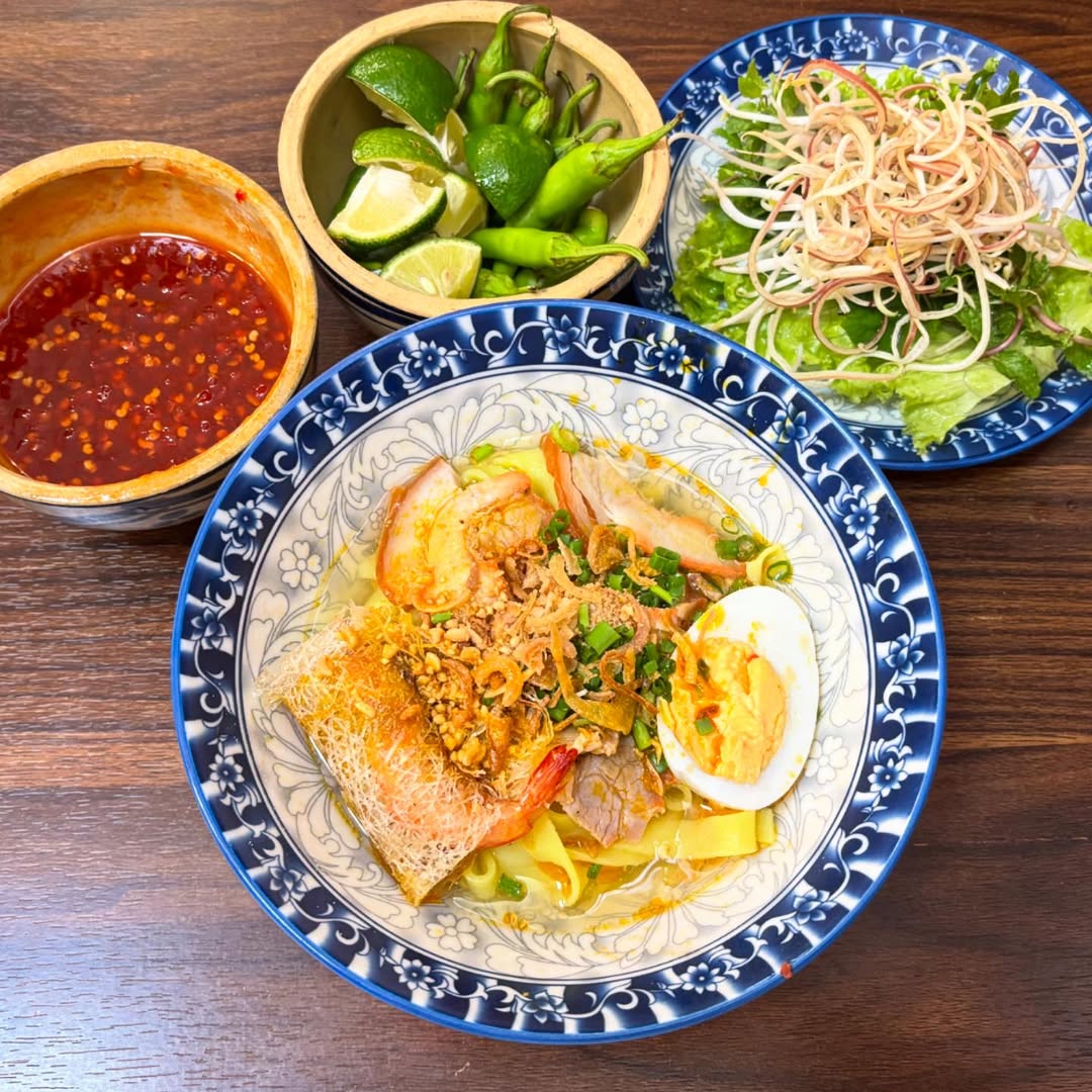 Không chỉ có biển xanh-cát trắng-nắng vàng, đến Đà Nẵng mà chưa ăn 3 món đặc sản này thì cần phải quay lại ngay thôi!- Ảnh 10.