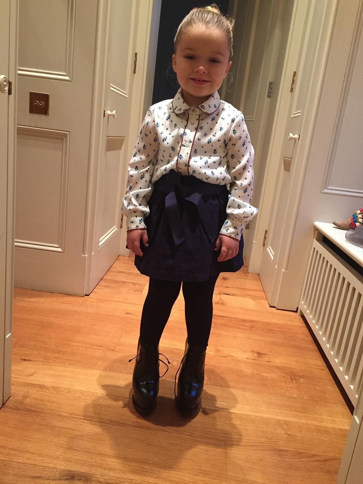 Victoria Beckham xả 19 khoảnh khắc siêu cưng của con út Harper mừng sinh nhật, cậu cả Brooklyn có động thái gì?- Ảnh 3.