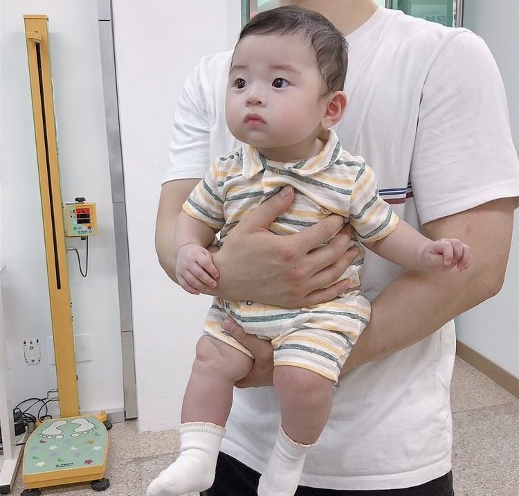 Bố mẹ không từ bỏ được 6 THÓI QUEN này thì đừng mơ đến chuyện tạo nền tảng cho con có chỉ số EQ tốt- Ảnh 1.