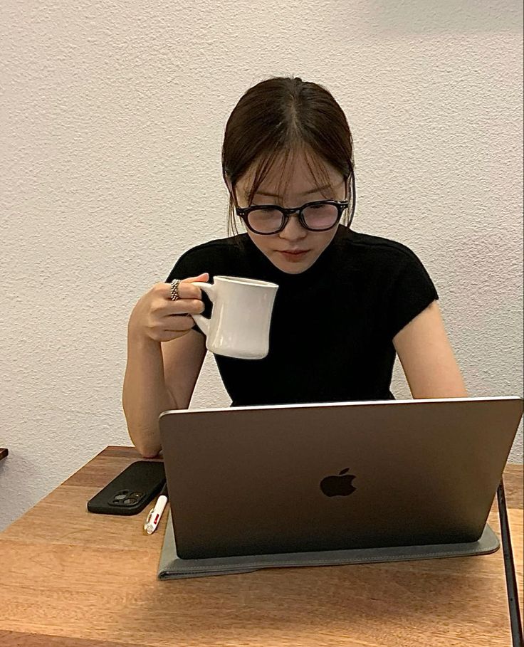 Nếu bạn làm đều 4 việc này, bạn đã giỏi quản lý tiền hơn 80% người khác- Ảnh 2.