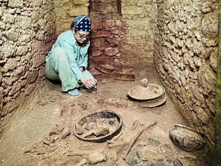 Phát hiện mộ cổ 1.600 tuổi của vua "thành phố ốc sên" - Ảnh 1.