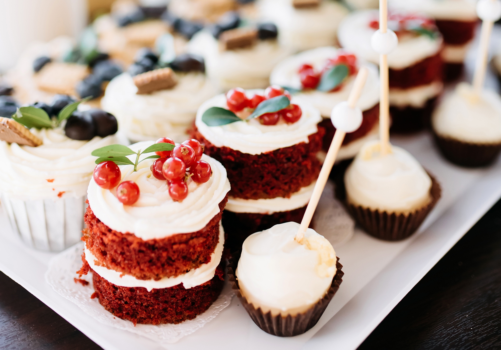 6 sai lầm về lối sống khiến da bị hút cạn collagen, nhăn nheo kéo đầy: Làm 4 việc chống lão hóa, da trẻ thấy rõ mà không tốn kém- Ảnh 2.