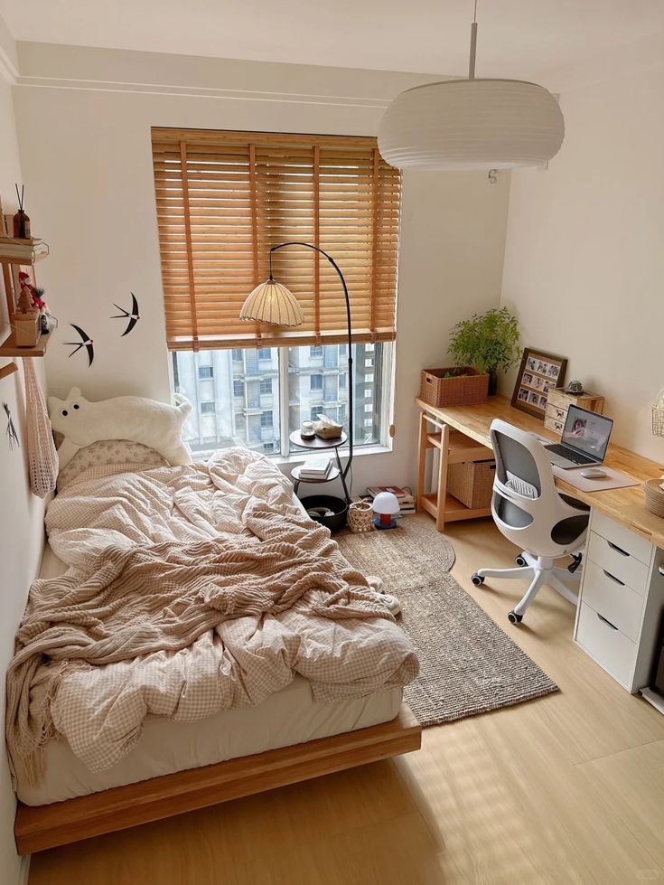 Người xưa đúc kết "đầu giường quay 6 hướng, không táng gia cũng bại sản", đó là hướng nào? - Ảnh 1.