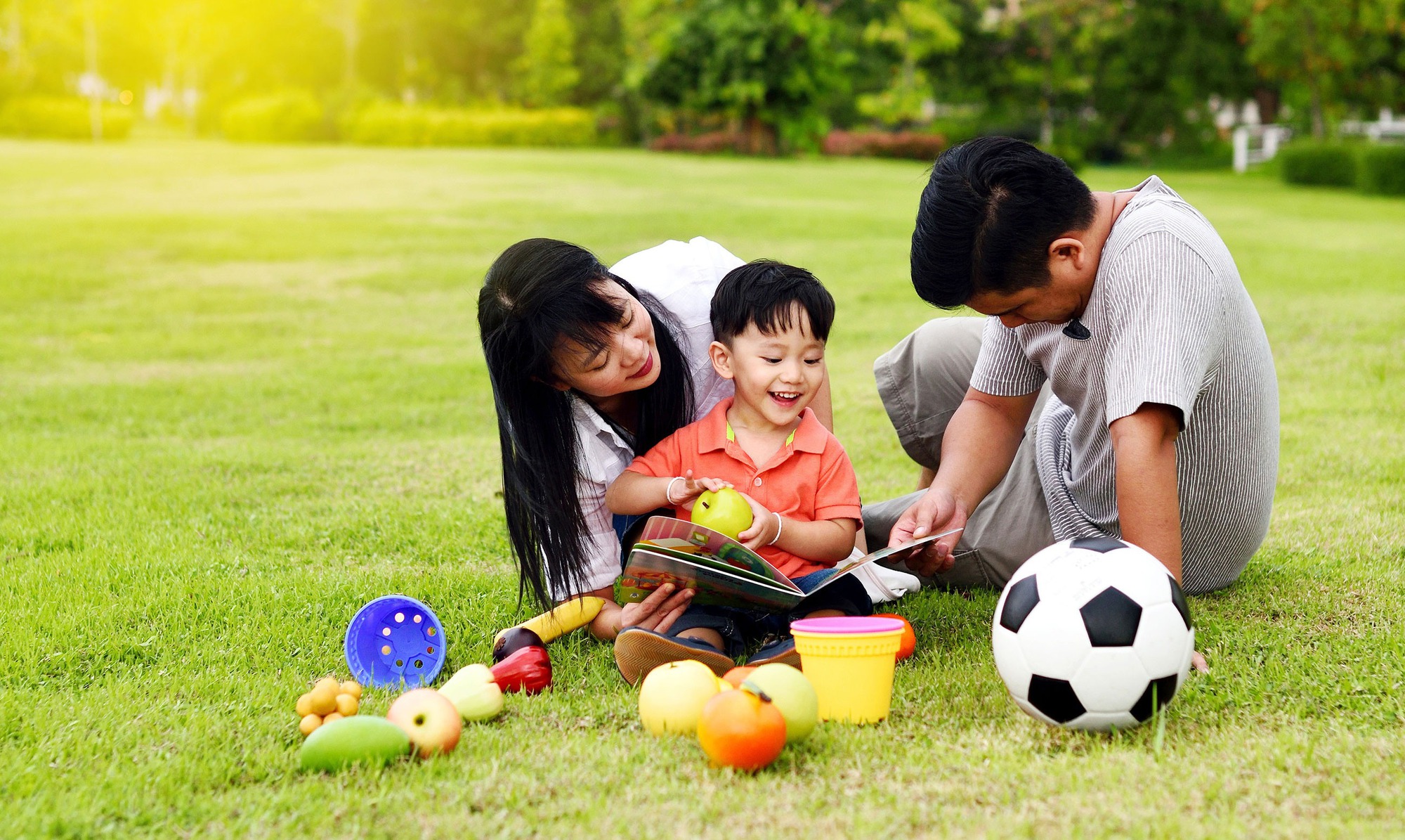 Không phải mê tín: Muốn biết tương lai con có "số hưởng" hay không, hãy nhìn vào cuộc hôn nhân của cha mẹ- Ảnh 1.