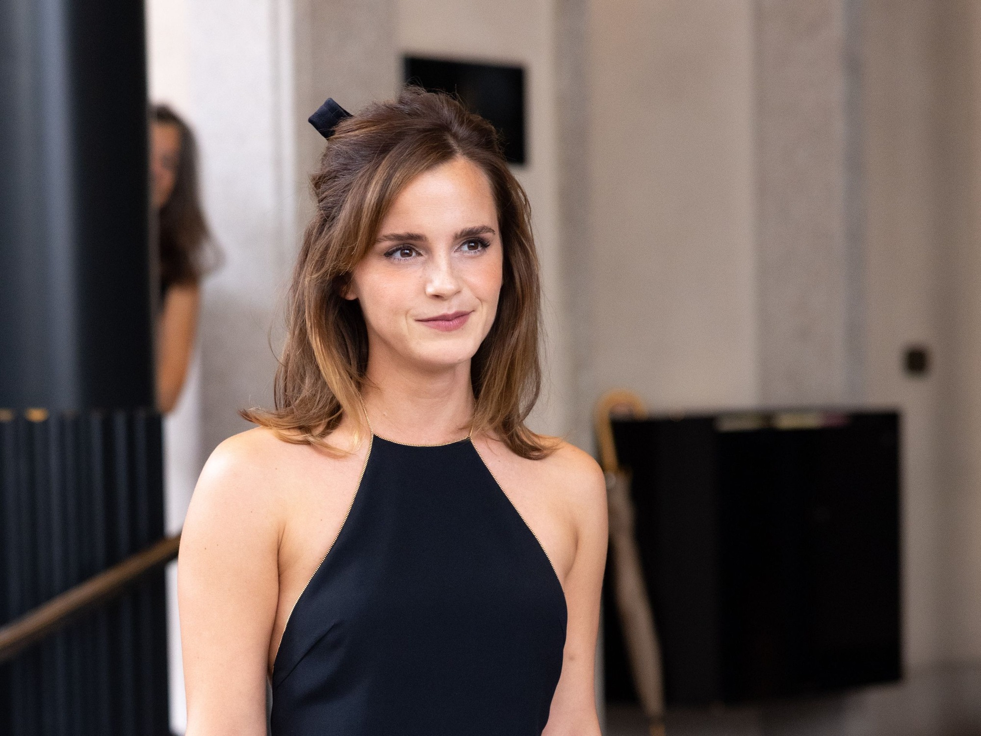 Emma Watson "tự hủy", hỏng luôn cả hình tượng ngọc nữ nức tiếng showbiz - Ảnh 6. Emma Watson "tự hủy", hỏng luôn cả hình tượng ngọc nữ nức tiếng showbiz - Ảnh 6.