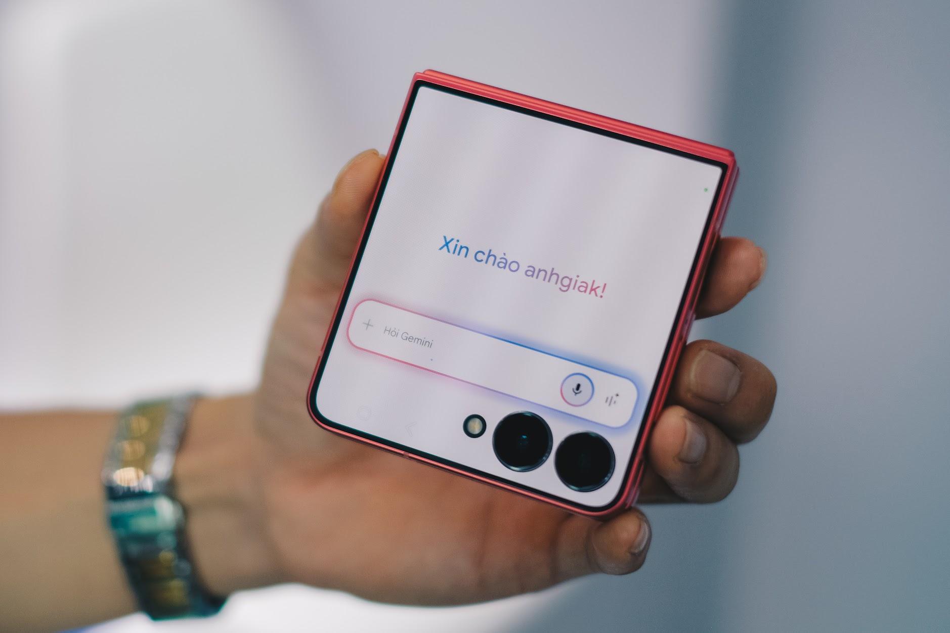 ‘Đặc sản’ Galaxy Z Flip7: Kế thừa tính năng ‘ruột’ dòng Flip, nâng hạng thời trang và sức mạnh AI - Ảnh 4.