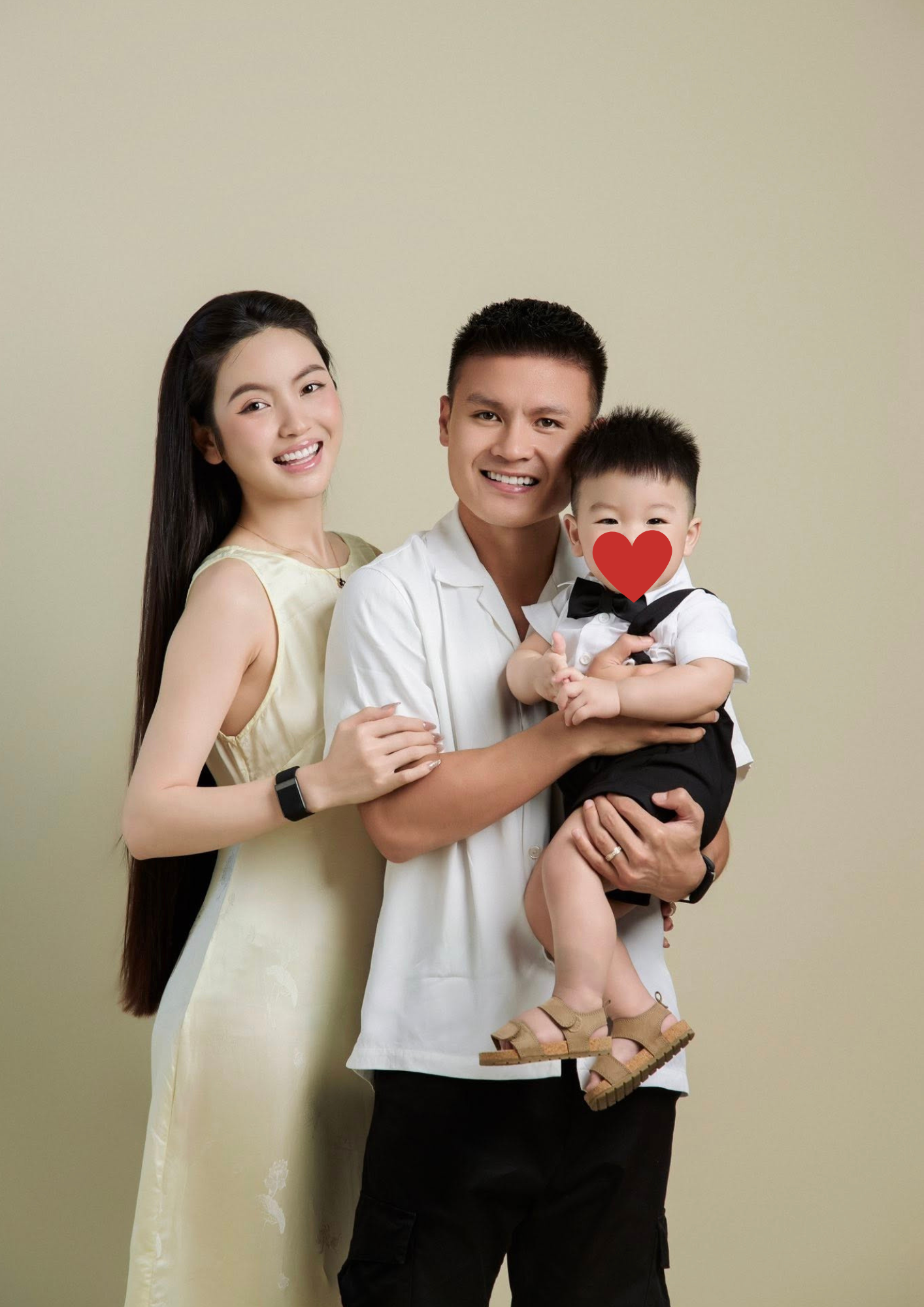 Quang Hải-Chu Thanh Huyền chi tiền "khét lẹt" tổ chức sinh nhật cho con trai hoàng tráng ngang lễ cưới, thực đơn sang - xịn! - Ảnh 1. Quang Hải-Chu Thanh Huyền chi tiền "khét lẹt" tổ chức sinh nhật cho con trai hoàng tráng ngang lễ cưới, thực đơn sang - xịn! - Ảnh 1.