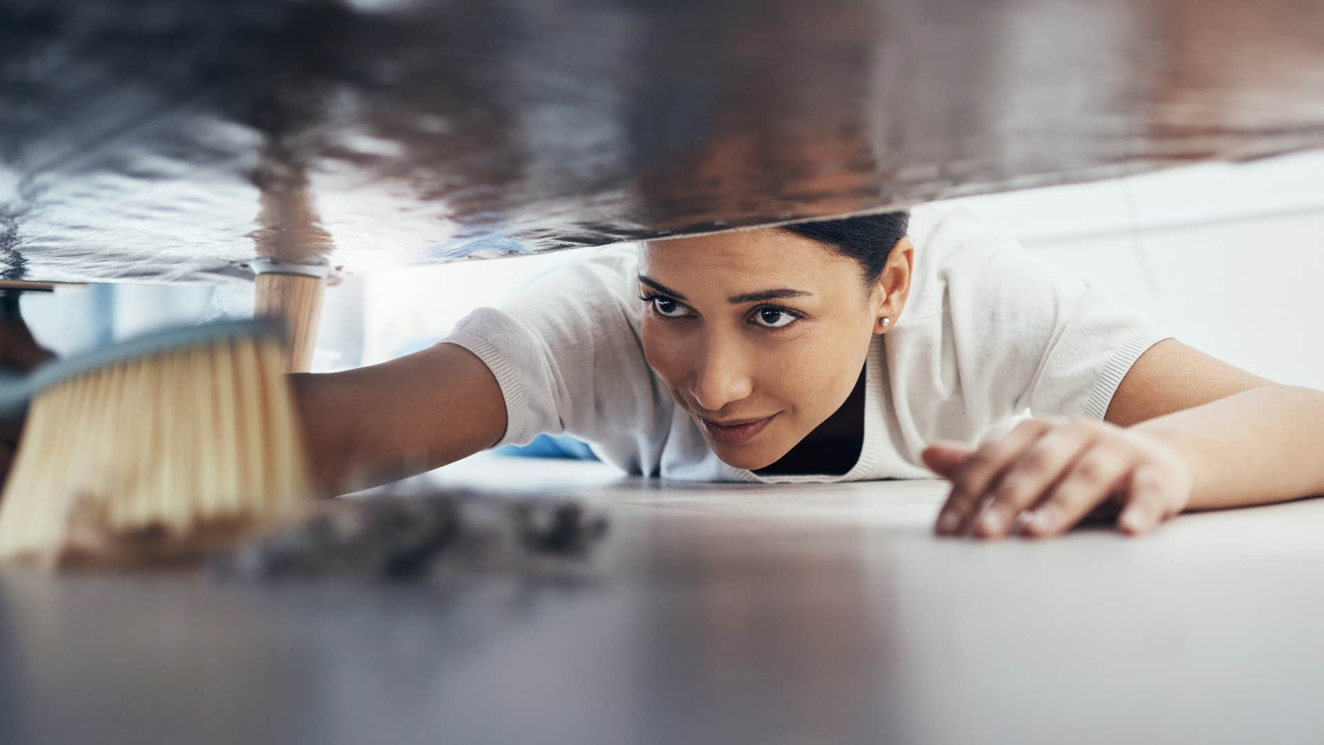 Dù nhà nhỏ hay to, đẹp hay xấu thì cũng nên dẹp ngay 5 thứ này trong phòng ngủ nếu không muốn bị "hút cạn" năng lượng- Ảnh 4.