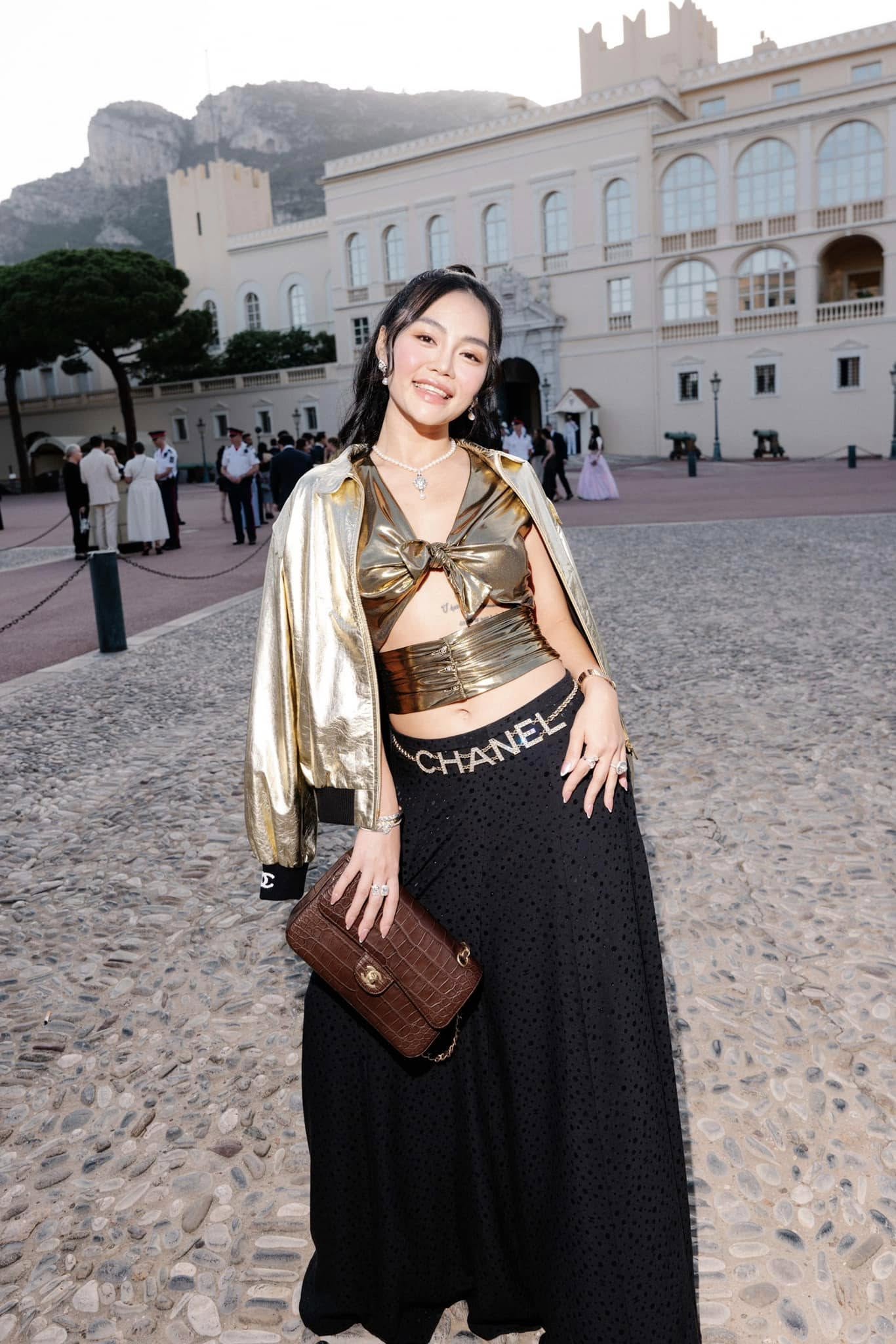 Bất ngờ với "danh tính" của fashionista Việt quen mặt tại show Dior, Chanel: Là ái nữ của "ông trùm ô tô" khét tiếng - Ảnh 4.