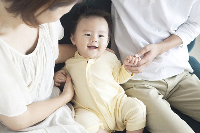 1 đứa trẻ không được sống cùng với bố mẹ sẽ trưởng thành với tính cách, tâm lý ra sao?- Ảnh 2.