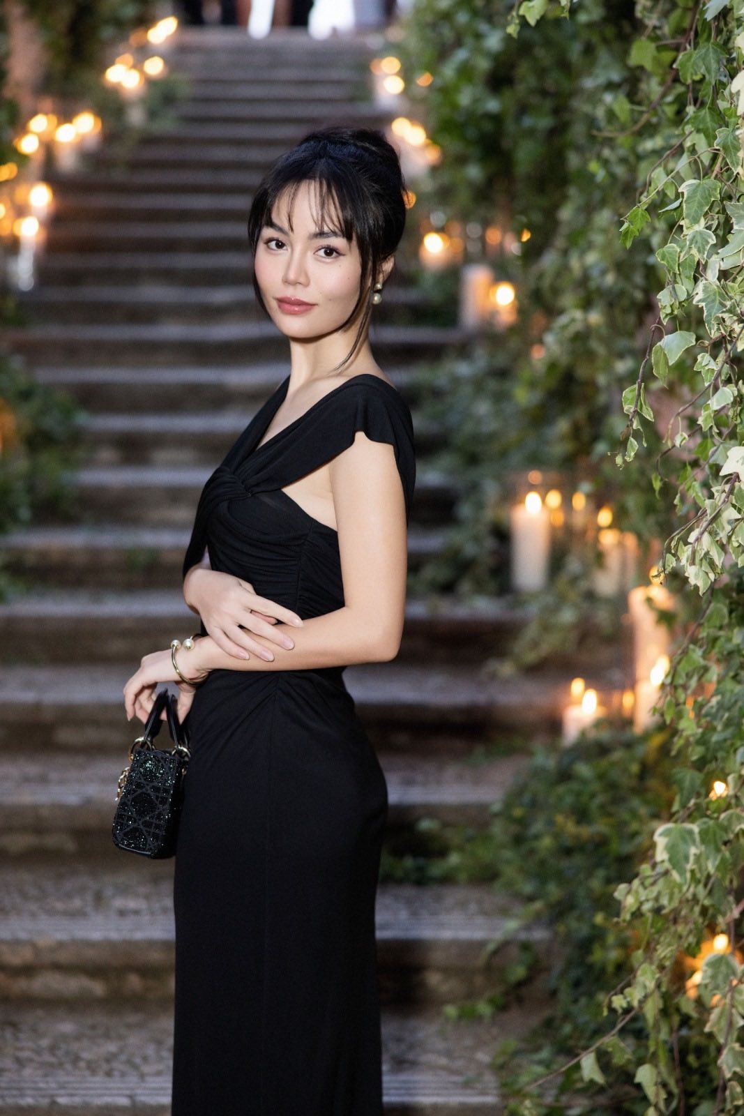 Bất ngờ với "danh tính" của fashionista Việt quen mặt tại show Dior, Chanel: Là ái nữ của "ông trùm ô tô" khét tiếng - Ảnh 11.