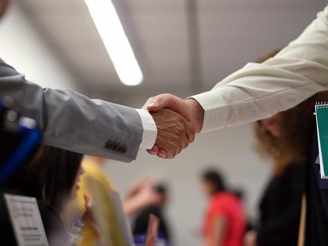 Lời tỏ tình chân thành nhất của người trưởng thành: Chăm chỉ làm việc, toàn tâm kiếm tiền, bảo vệ những người yêu thương! - Ảnh 3.