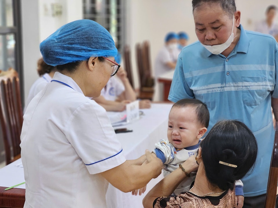 5 trường hợp đặc biệt được thanh toán BHYT dù chưa có thẻ - Ảnh 1.