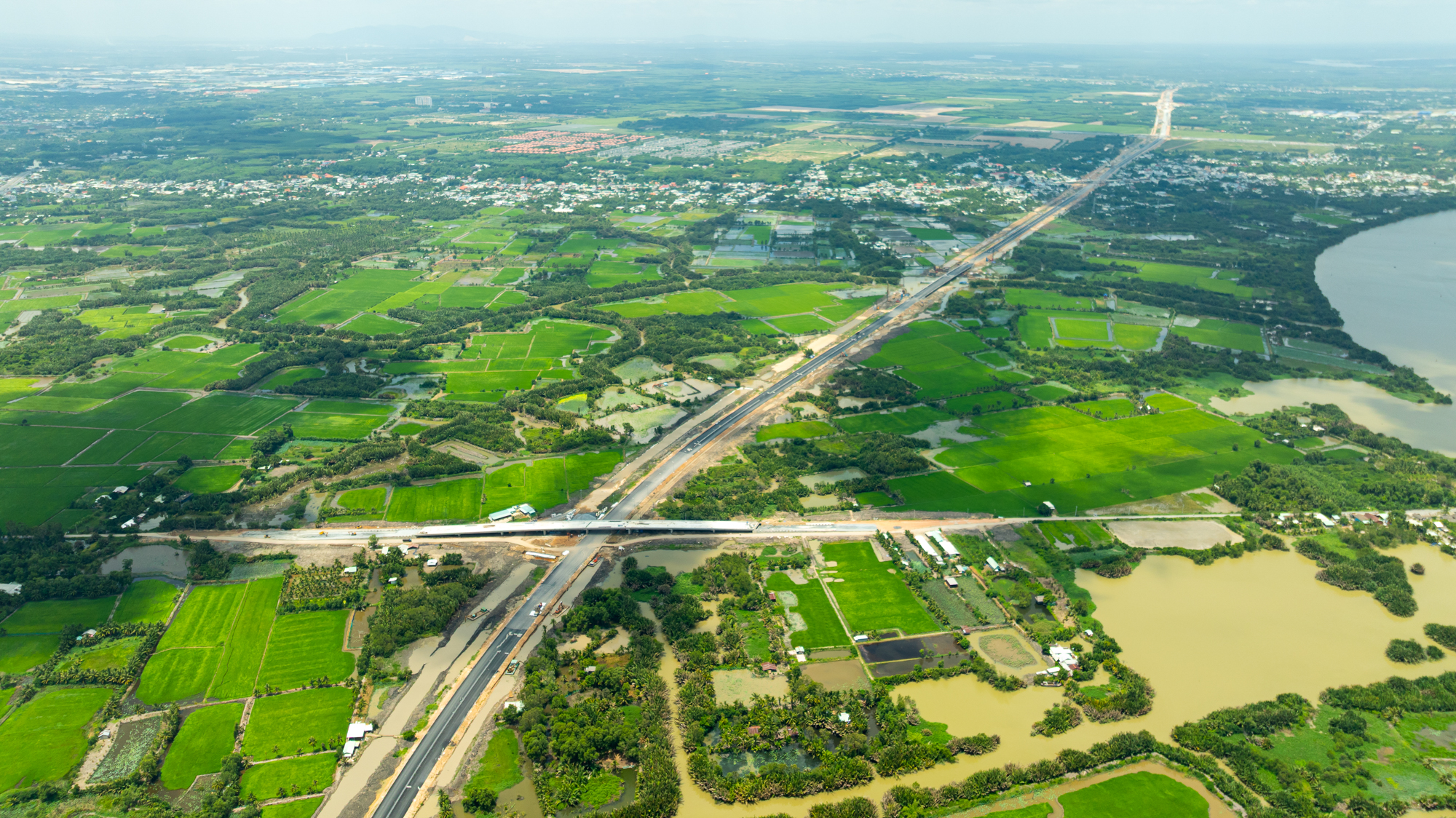 Ngắm cầu lớn nhất đường 75.000 tỷ sắp hoàn thành, hàng loạt dự án ở Đồng Nai sẽ chỉ còn cách phường Sài Gòn 30 phút- Ảnh 11.