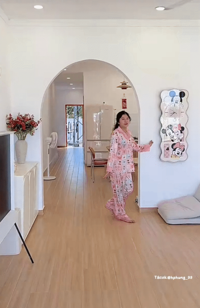 Bỏ phố về quê, cô gái 26 tuổi xây nhà vườn hơn 120m2, dân tình soi ngay một món đồ trong bếp, nặng hơn 100kg mà đẩy đi đẩy lại ngon lành- Ảnh 7.