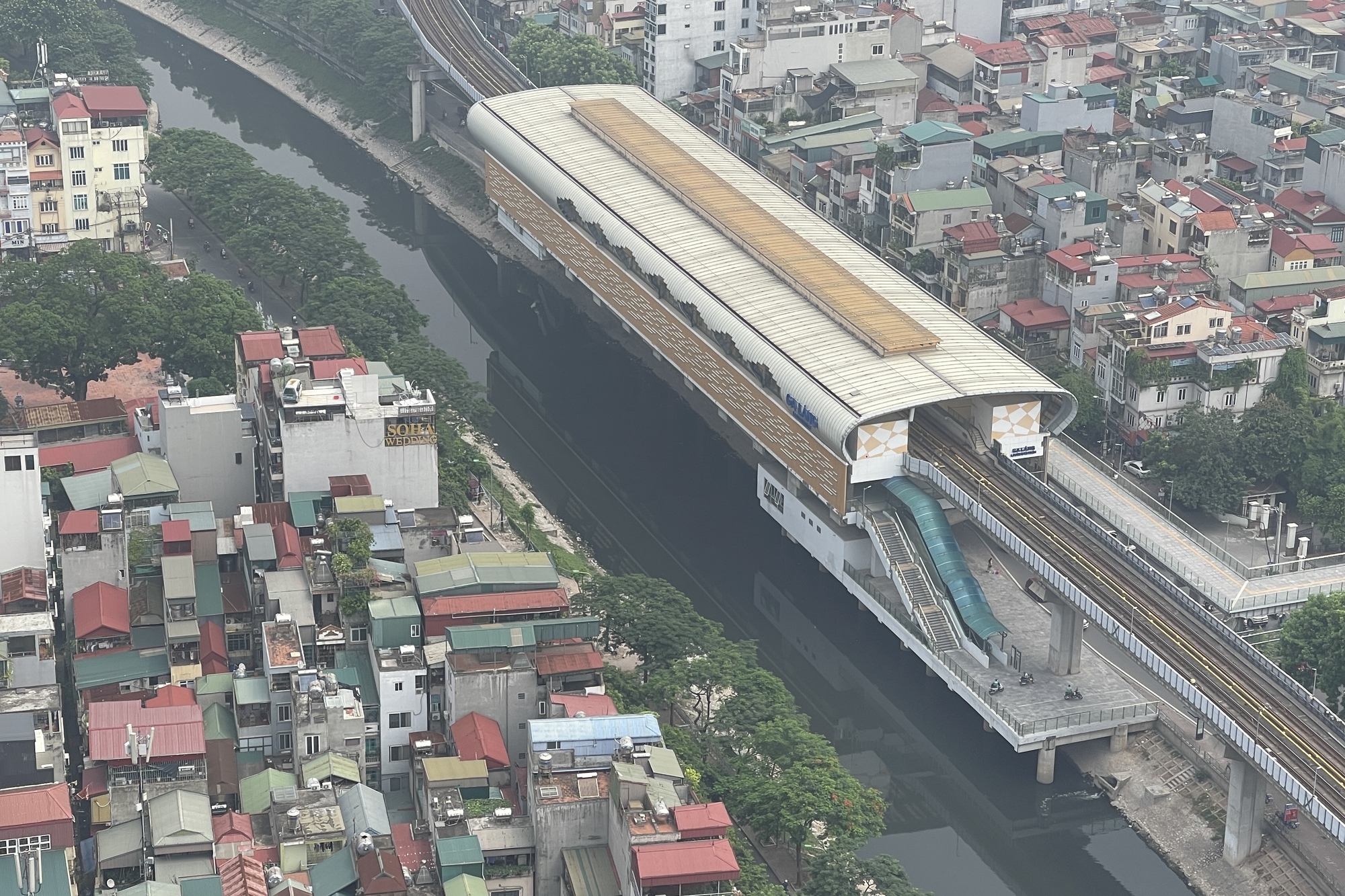 Hà Nội báo động đỏ về ô nhiễm không khí: Lọt top 5 thành phố có không khí xấu nhất thế giới- Ảnh 5. Hà Nội báo động đỏ về ô nhiễm không khí: Lọt top 5 thành phố có không khí xấu nhất thế giới- Ảnh 5.