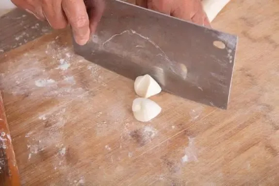 6 thói quen trong nhà bếp "lợi 1 hại 10", tiết kiệm thì ít mà nguy cơ ung thư thì nhiều- Ảnh 2.