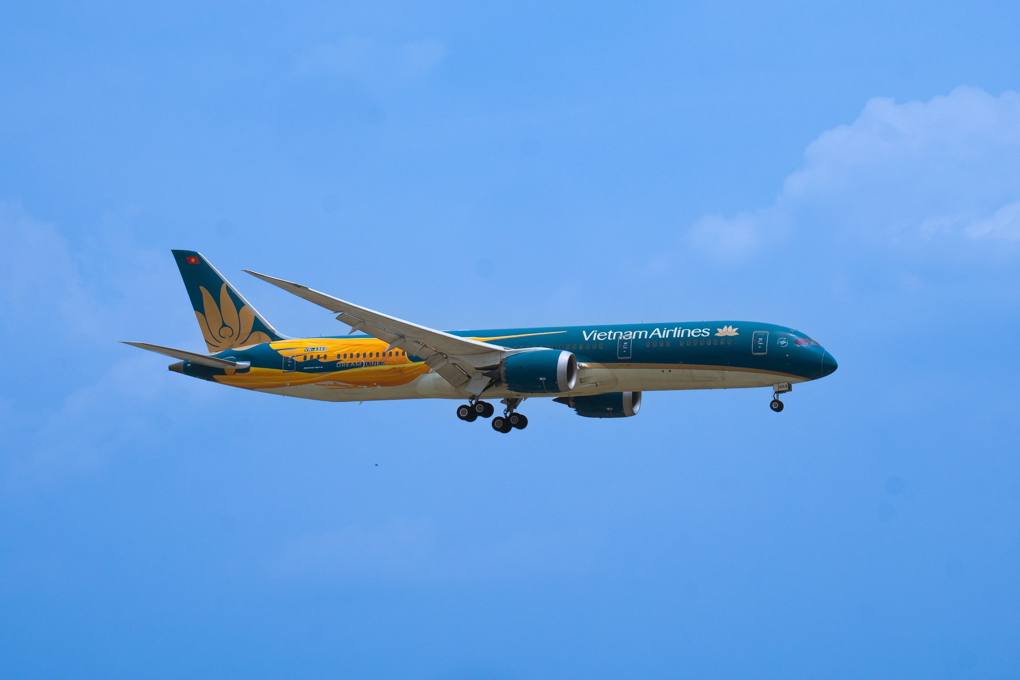 Vietnam Airlines: Hiệu quả kinh doanh 6 tháng lập kỷ lục mới - Ảnh 1.