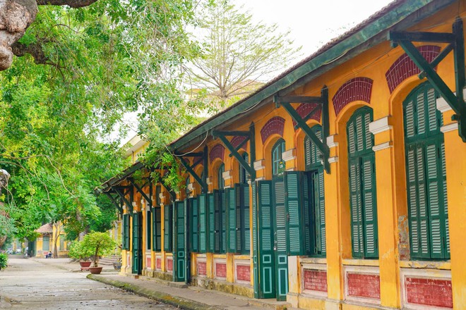 Ngôi trường của thủ khoa đặc biệt nhất 2025: Hơn 100 năm tuổi với kiến trúc miễn chê, từng giữ "ngôi vương" điểm chuẩn 6 năm liên tiếp- Ảnh 6.