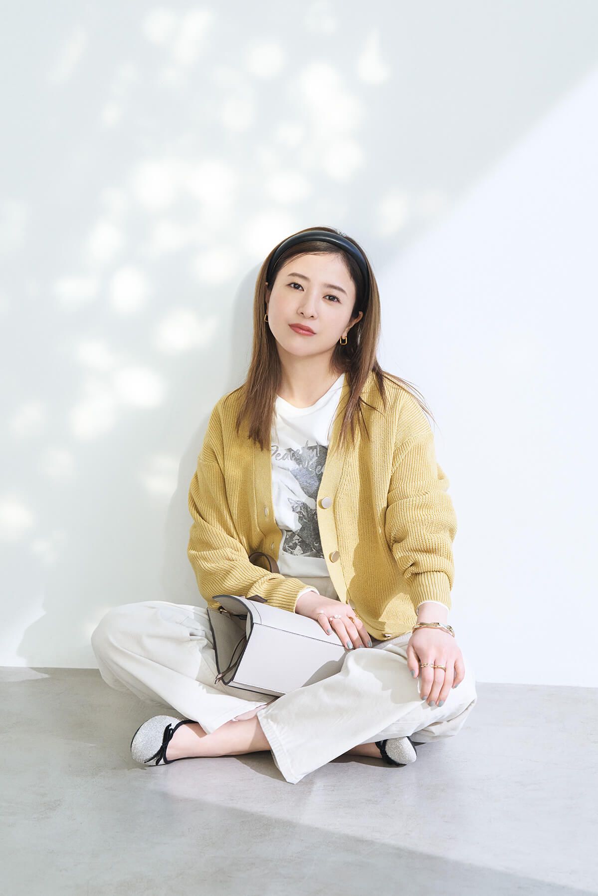 Nghịch lý của "buông bỏ": Khi tối giản trở thành... một cuộc mua sắm mới - Ảnh 1. Nghịch lý của "buông bỏ": Khi tối giản trở thành... một cuộc mua sắm mới - Ảnh 1.