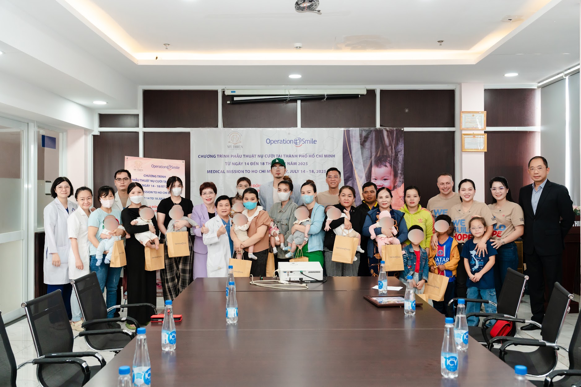 TP.HCM: Bệnh viện mổ miễn phí cho 50 trẻ dị tật sứt môi, hở hàm ếch- Ảnh 1.