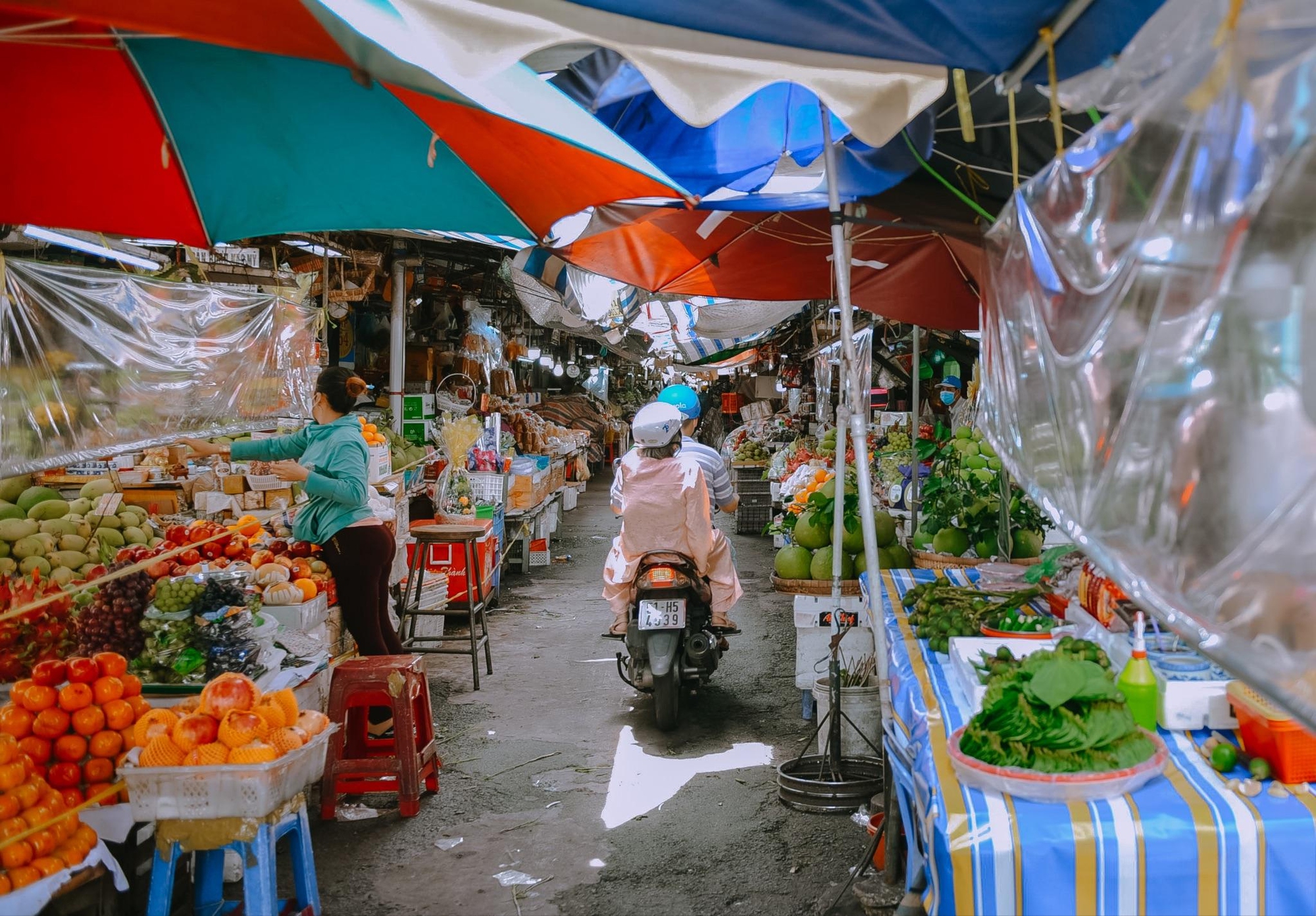 Đi chợ mà thấy nông sản có 5 dấu hiệu này hãy coi chừng: Không hề tươi ngon, tốt sức khỏe như bạn nghĩ- Ảnh 1.