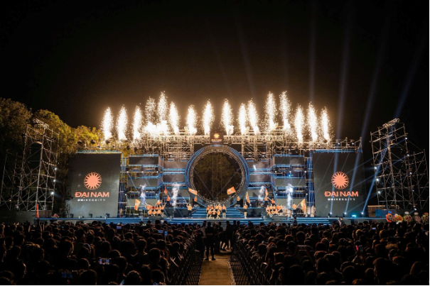 Tại sao hơn 45.000 bạn trẻ đã chọn Đại học Đại Nam làm bệ phóng tương lai? - Ảnh 4. Tại sao hơn 45.000 bạn trẻ đã chọn Đại học Đại Nam làm bệ phóng tương lai? - Ảnh 4.