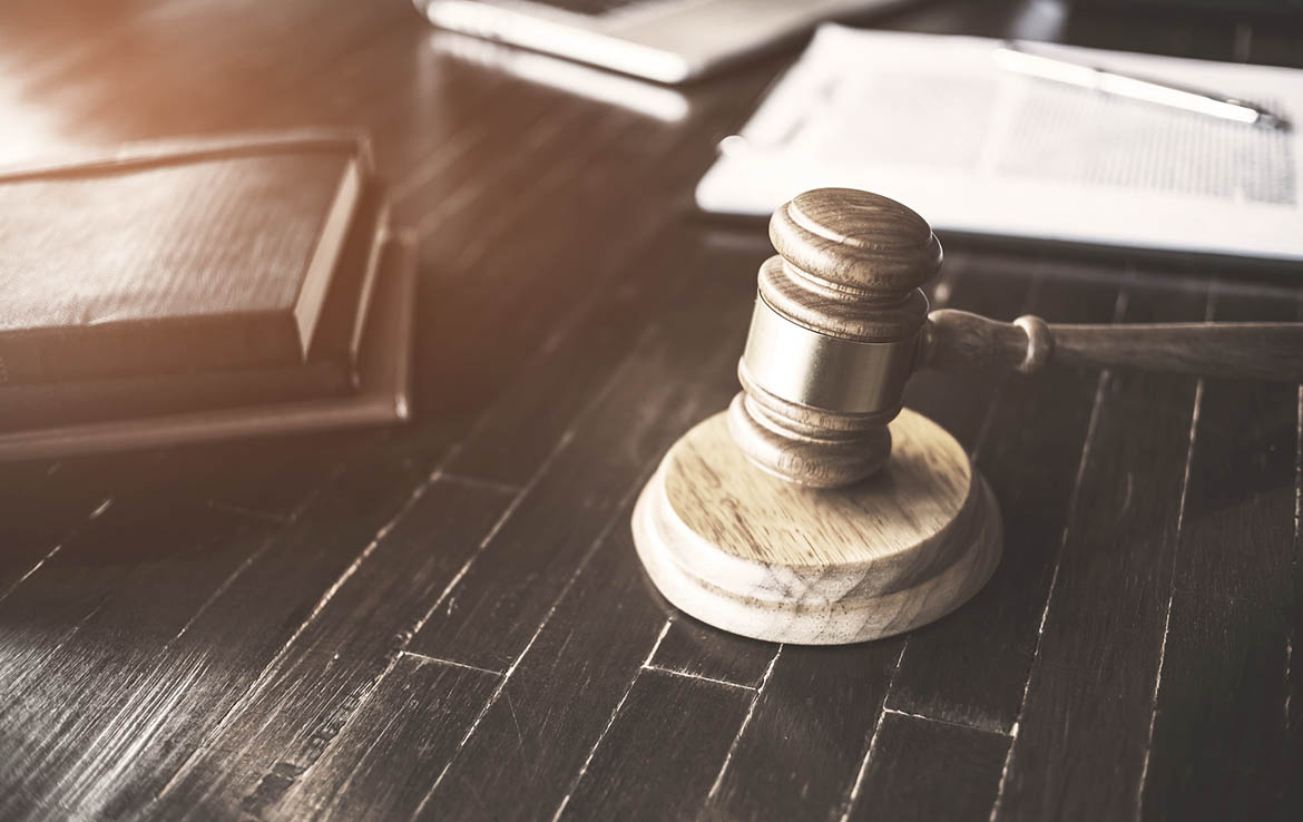 Người phụ nữ mang 2 tỷ đồng gửi ngân hàng, 3 tháng sau mới biết sổ tiết kiệm là giả bèn khởi kiện, ngân hàng từ chối chịu trách nhiệm: "Do chị tham lãi suất cao"- Ảnh 2.