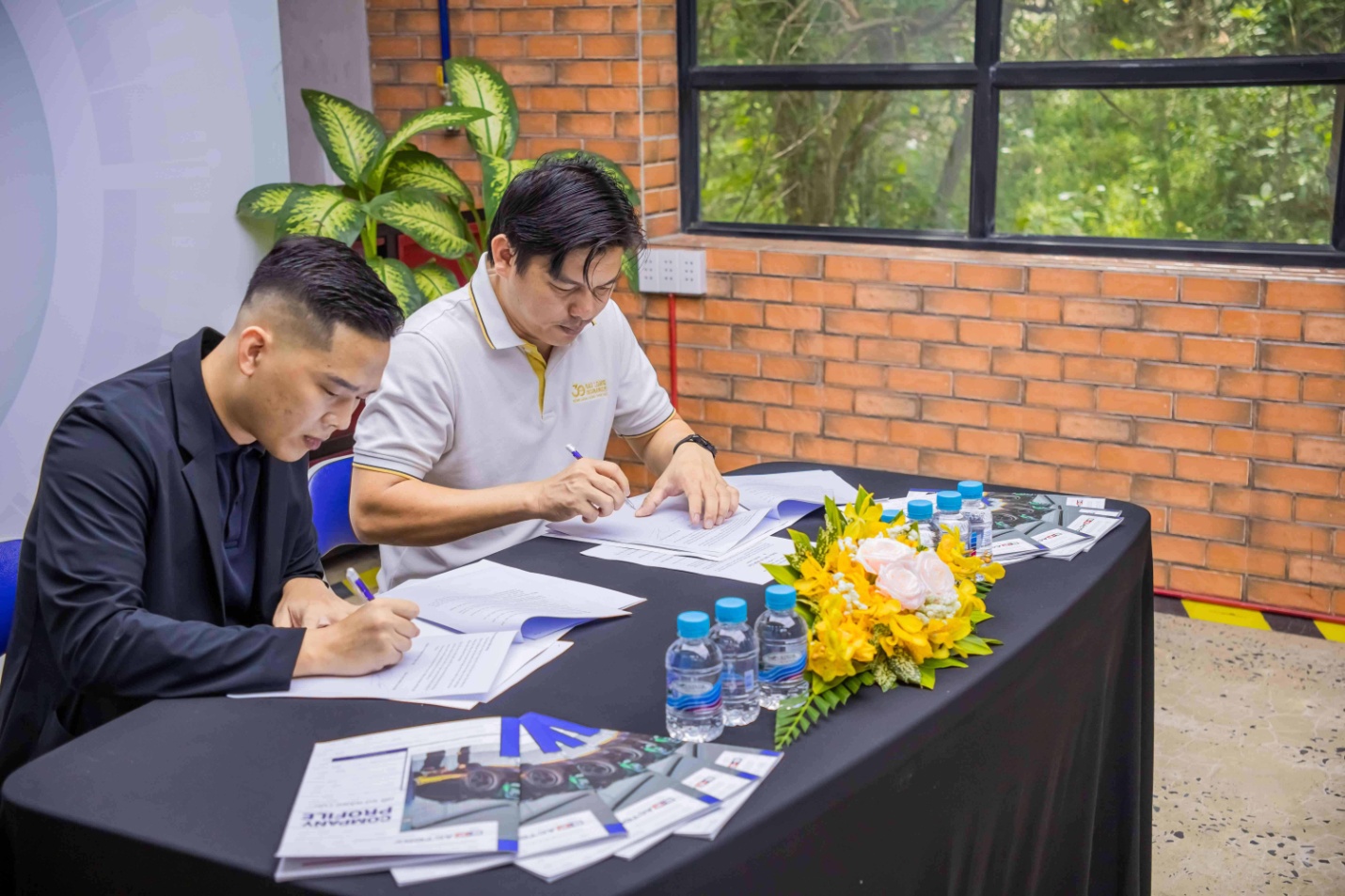 B-Factory và Bảo Hiểm Bảo Long Đông Sài Gòn ký kết hợp tác - Ảnh 3.