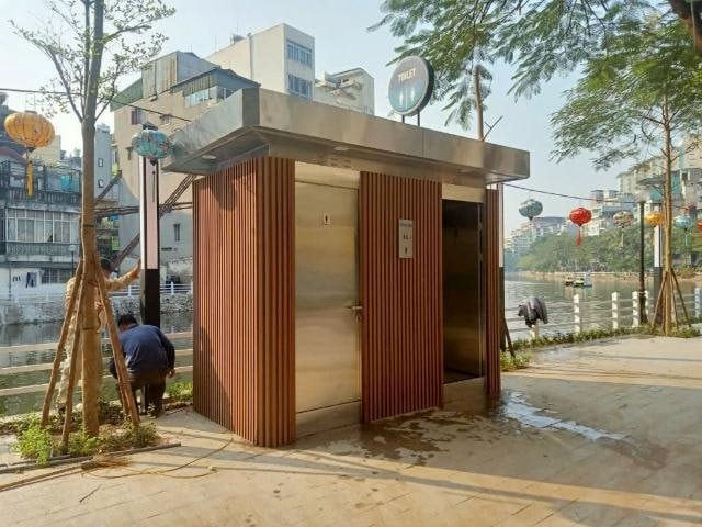 Hà Nội vận động khách sạn, nhà hàng, trường học, hộ dân mở toilet miễn phí cho du khách dịp Quốc khánh 2/9- Ảnh 1. Hà Nội vận động khách sạn, nhà hàng, trường học, hộ dân mở toilet miễn phí cho du khách dịp Quốc khánh 2/9- Ảnh 1.