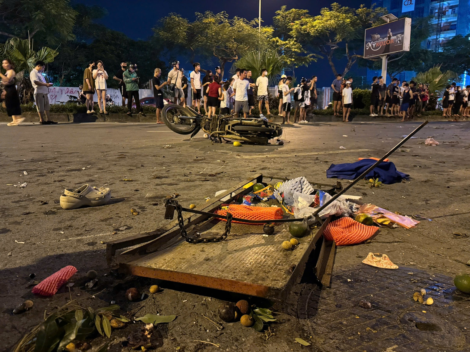 Tài xế say rượu lái xe tông hàng loạt phương tiện ở Hà Nội: Nghĩ rằng bản thân "lái được, không vấn đề gì"- Ảnh 2.